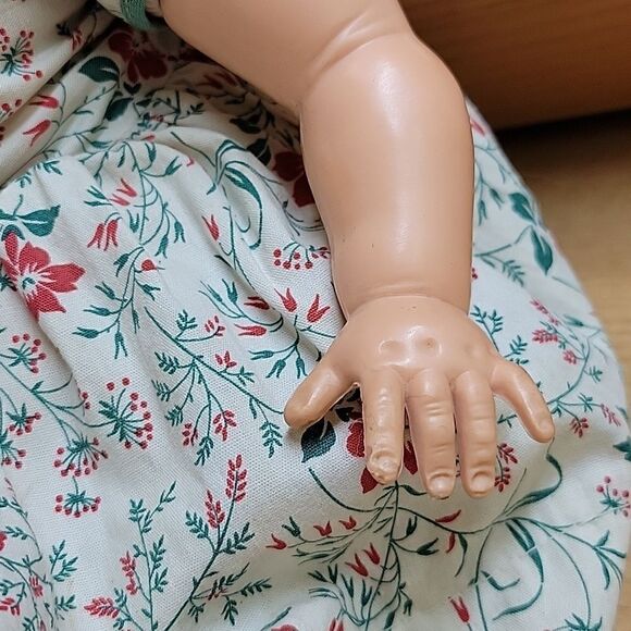 Vintage Ideal Girl Doll 18" Tall - Picture 5 of 10